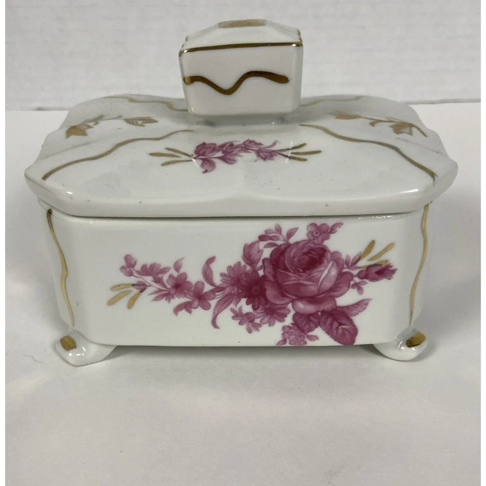 Vtg Hollohaza Hungary Style Floral Porcelain Trinket Box w/Gold Accents & Feet